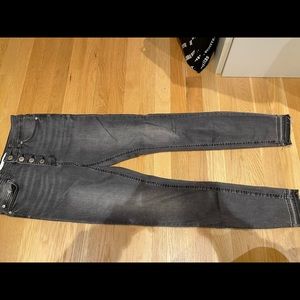 Zara grey skinny jeans with raw hem. Size US 4.